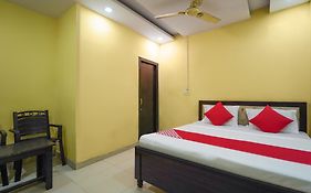 Hotel O Narula'S